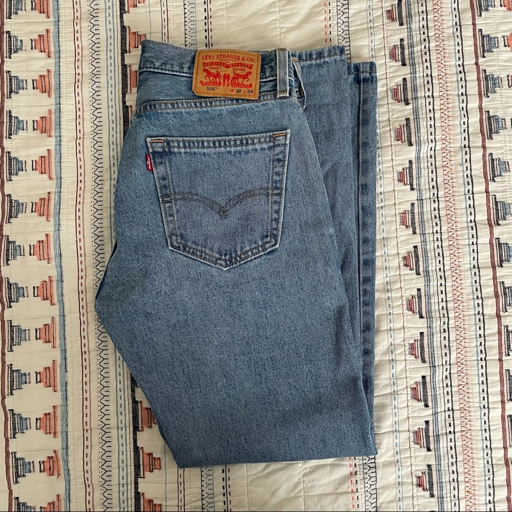 Levis 505 Regular Fit Medium Stonewash